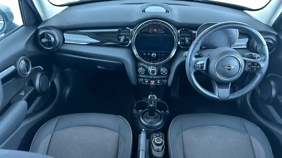 Used Mini ONE Classic 101 HP (74 kW) 2022 Grey Hatchback