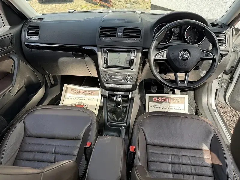 Used Skoda Yeti LAURIN & KLEMENT 150 HP (110 kW) 2016 Silver SUV