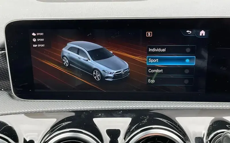 Used Mercedes A180 Executive 136 HP (100 kW) 2019 Grey Hatchback