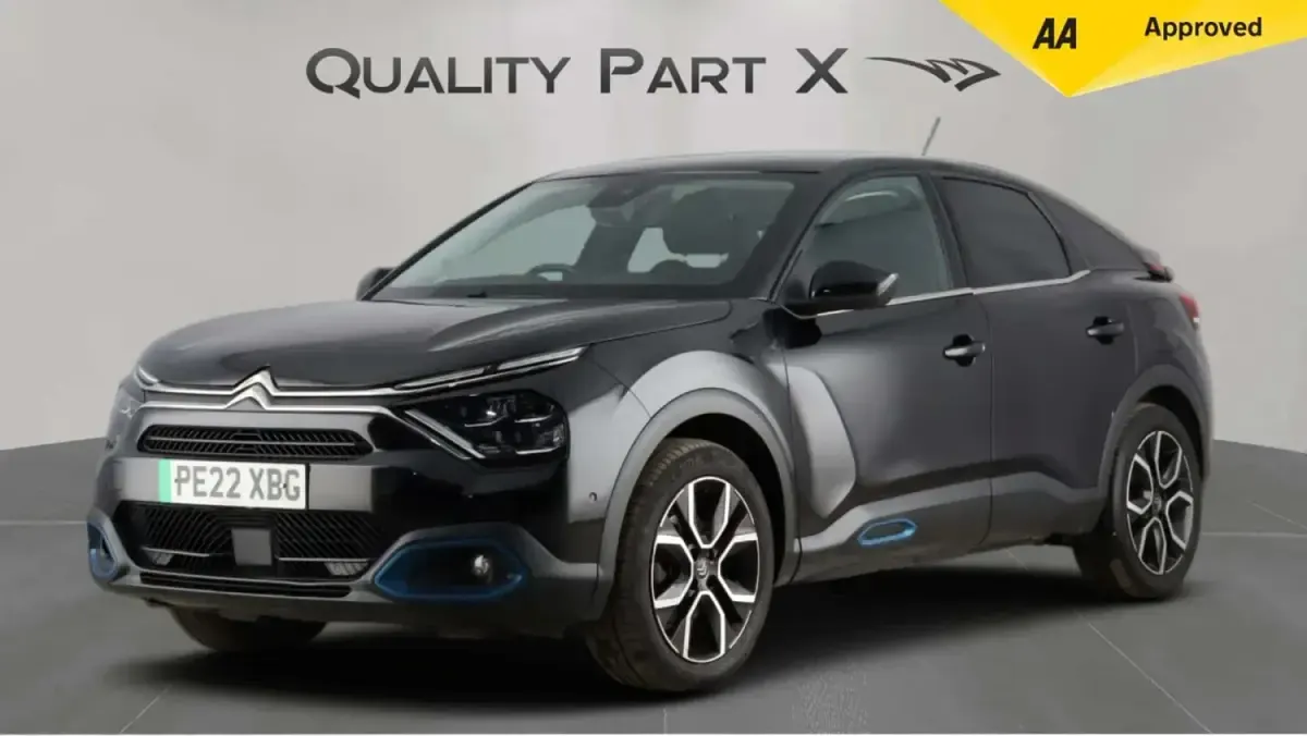 Usado Citroën e-C4 Shine 100 kW (136 HP) 2022 Preto Citadino