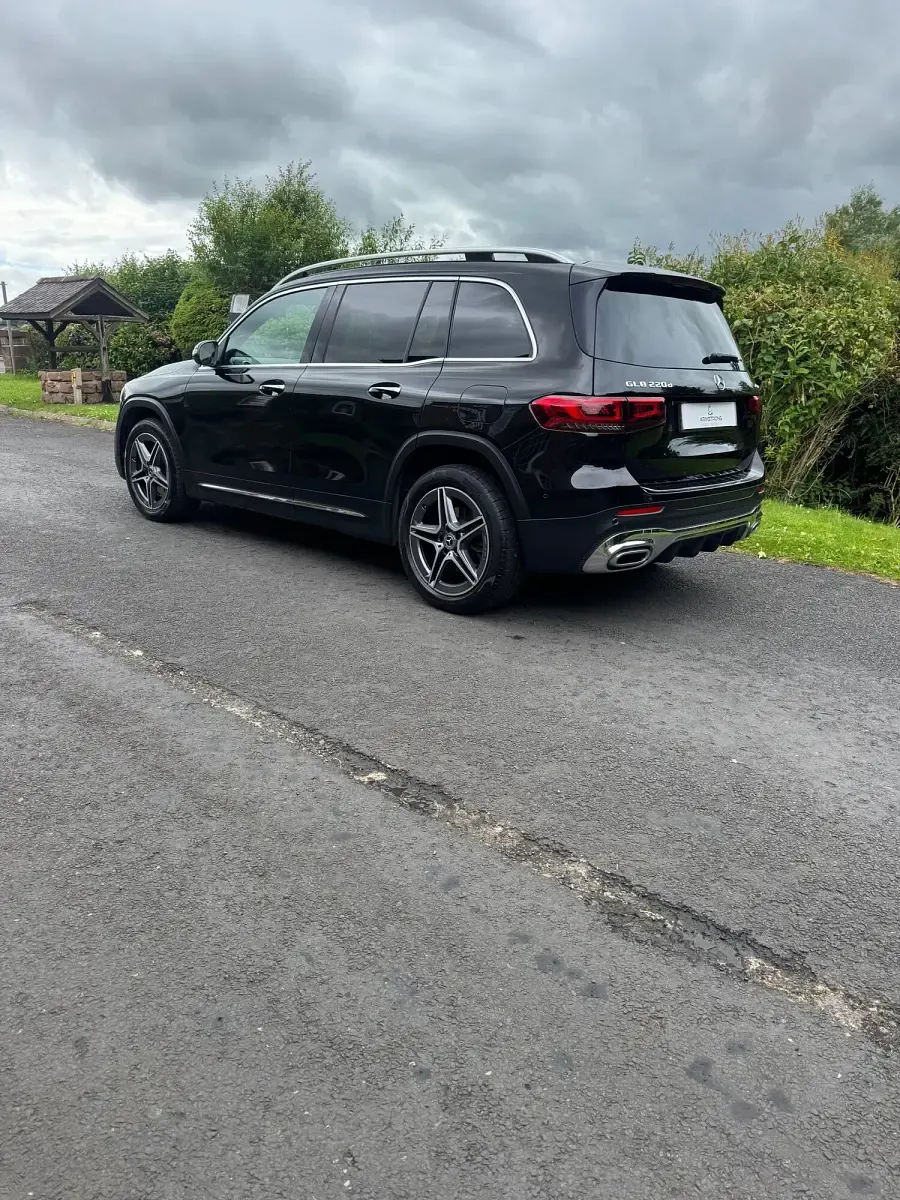Used Mercedes GLB220 AMG Line Premium 190 HP (139 kW) 2021 Black SUV