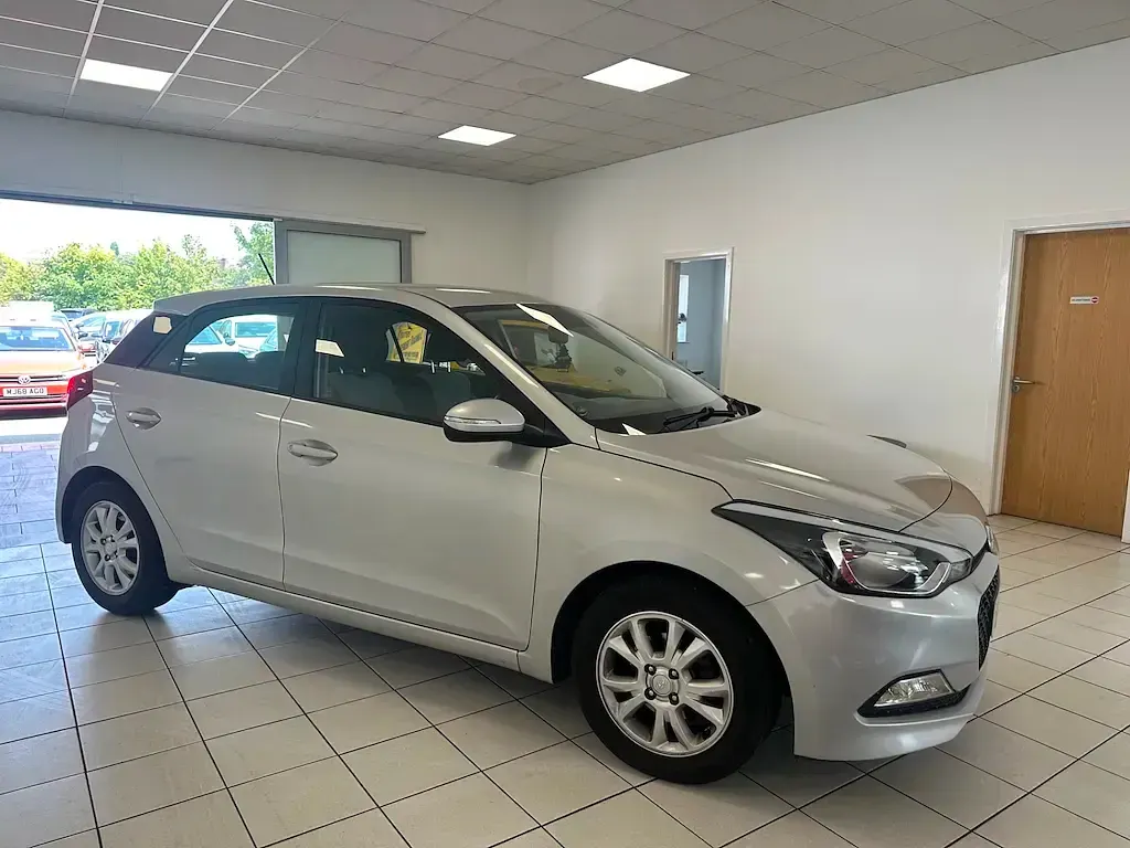 Used Hyundai i20 SE 2016 Silver Hatchback