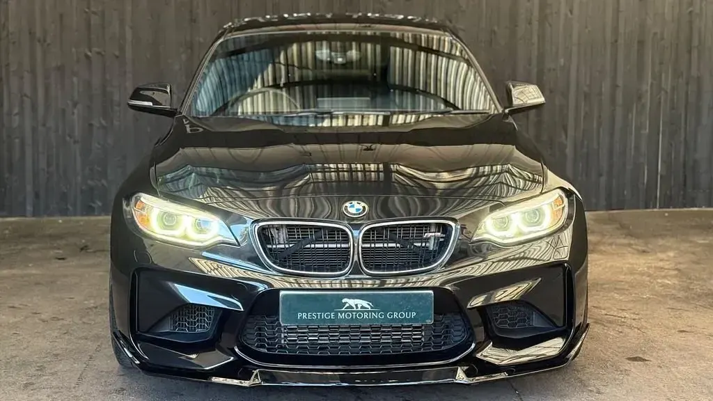 Begagnad BMW M2 Comfort Edition 370 HK (272 kW) 2017 Svart Sportkupé