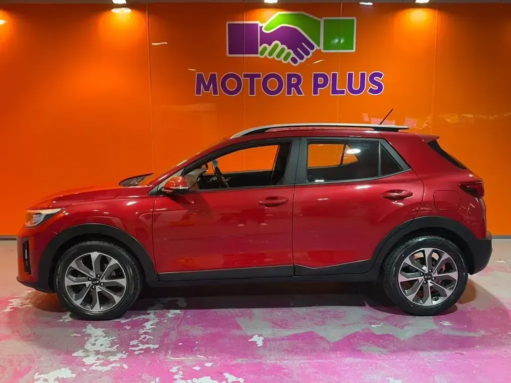 Used Kia Stonic 98 HP (72 kW) 2018 Red SUV