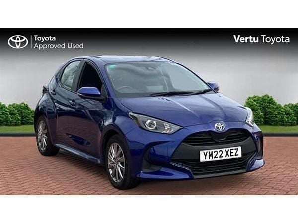 Used 2022 Toyota Yaris Hatchback | £15,278 (Good price) - Image 1/4