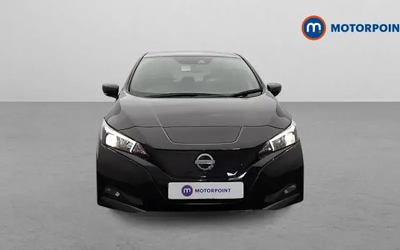 Used Nissan Leaf N-Connecta 110 kW (150 HP) 2025 Hatchback