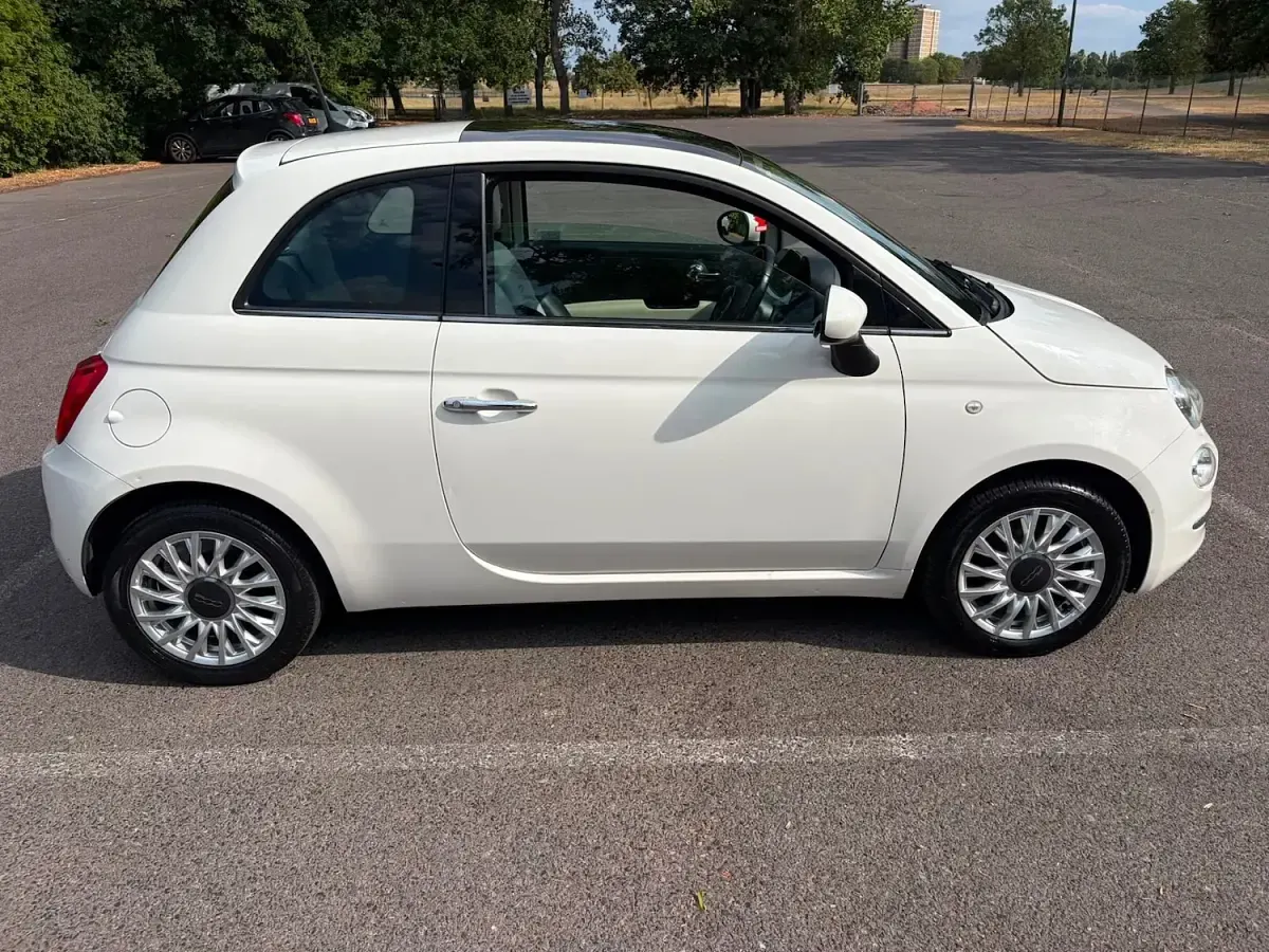 Used Fiat 500 Lounge 2016 White Hatchback