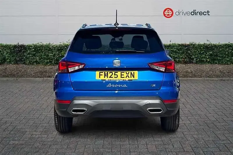 Used Seat Arona FR 115 HP (84 kW) 2025 Blue SUV