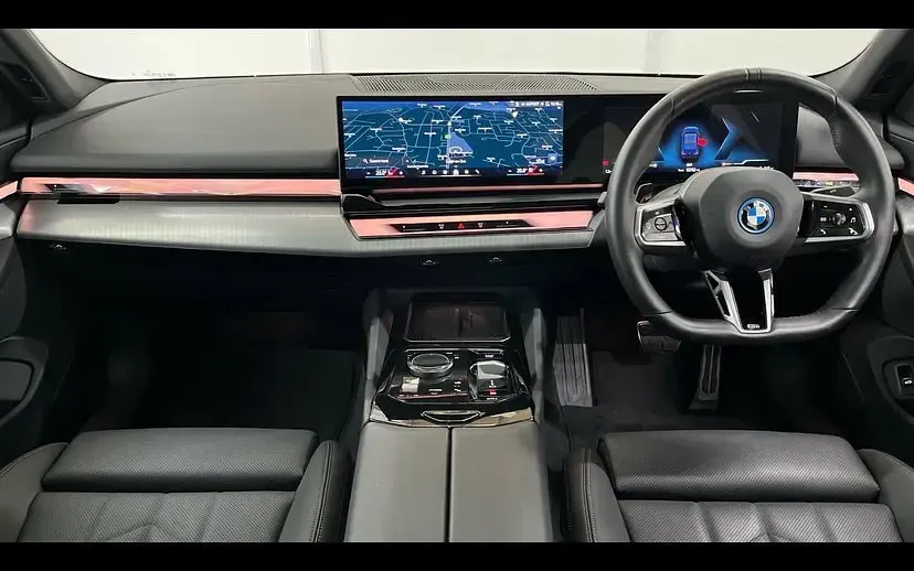 Used BMW i5 M Sport 250 kW (340 HP) 2026 Tanzanite blue Sedan