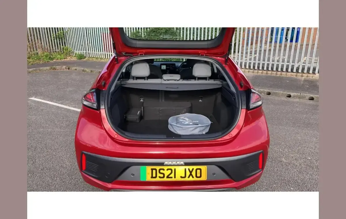 Used Hyundai Ioniq Premium 100 kW (136 HP) 2021 Red Hatchback