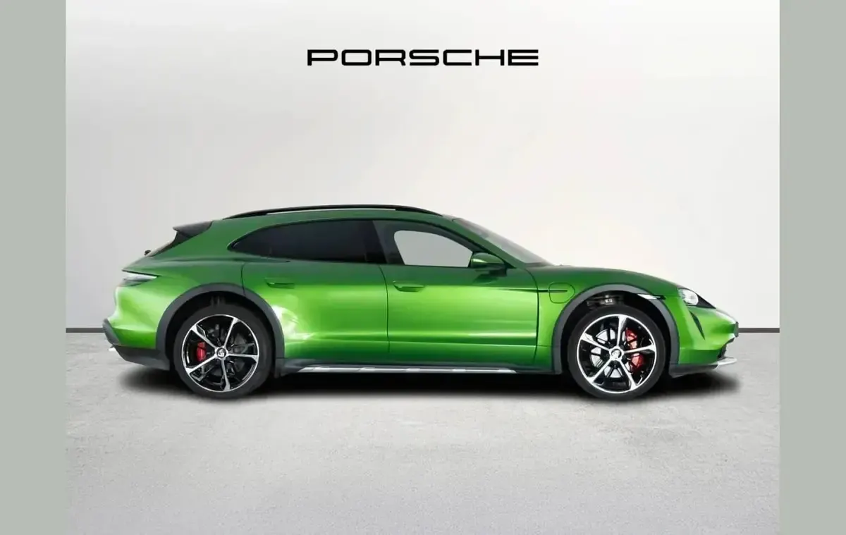 Used Porsche Taycan 419 kW (571 HP) 2021 Green Estate