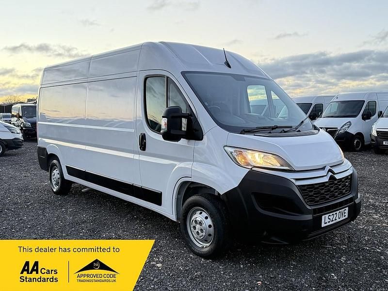 White Used 2022 Citroën Relay Van | £10,795 (Super price) - Image 1/3