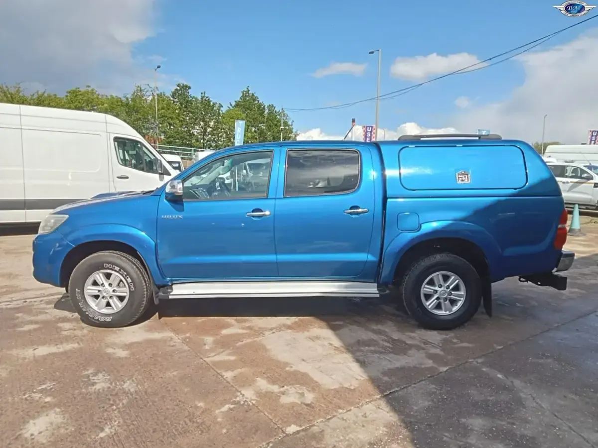 Usado Toyota HiLux 144 CV (105 kW) 2012 Azul Pickup/Camioneta