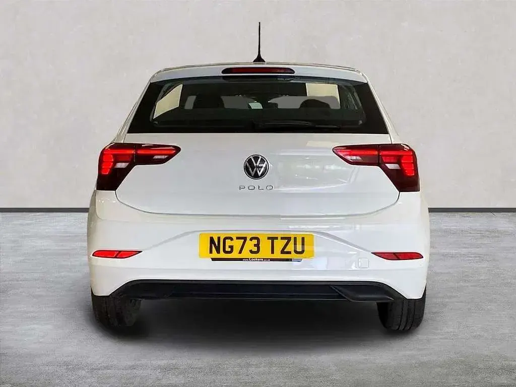Used VW Polo Life 80 HP (58 kW) 2024 White Hatchback