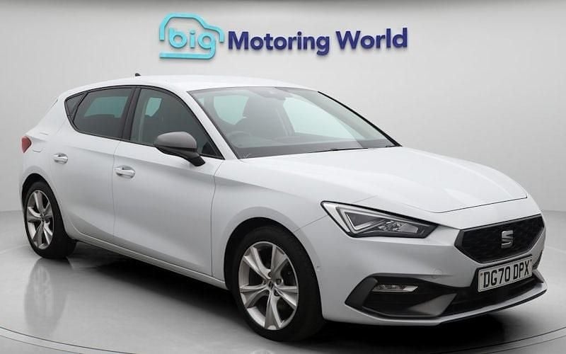 Used 2023 Seat Leon FR Hatchback | £12,550 (Fair price) - Image 1/4