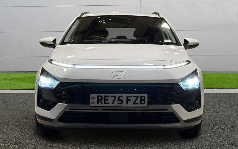 Used Hyundai Bayon Premium 101 HP (74 kW) 2025 White SUV