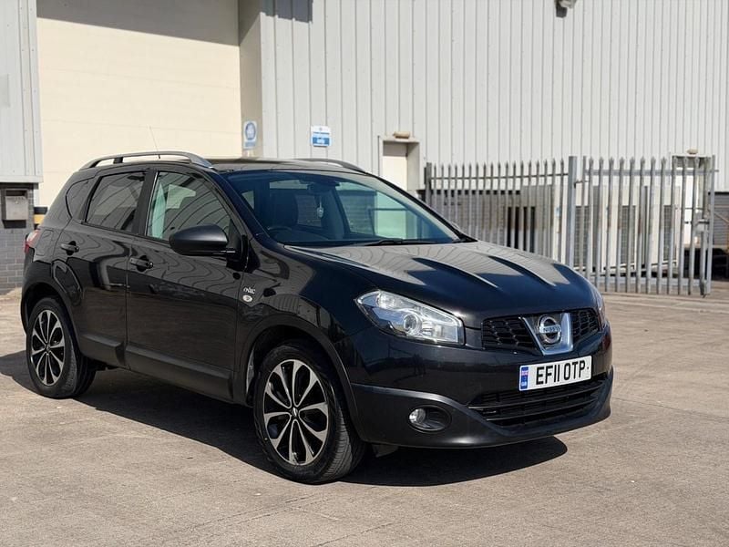 Used Nissan Qashqai N-TEC 150 HP (110 kW) 2011 Black SUV