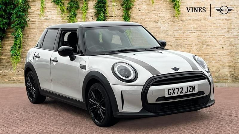 Silver Used 2022 Mini Cooper Exclusive Hatchback | £21,294 (A bit pricey) - Image 1/4