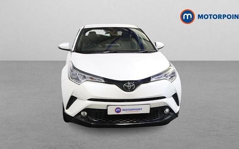 Second-hand Toyota C-HR 116 CP (85 kW) 2019 Alb SUV