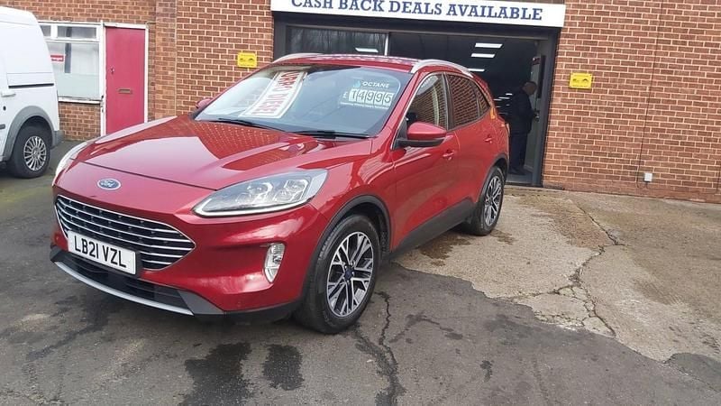 Used Ford Kuga Titanium 120 HP (88 kW) 2021 Red SUV