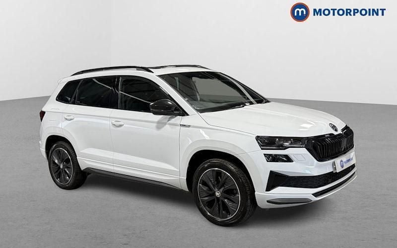 Used 2025 Skoda Karoq SportLine SUV | £20,999 (Super price) - Image 1/4