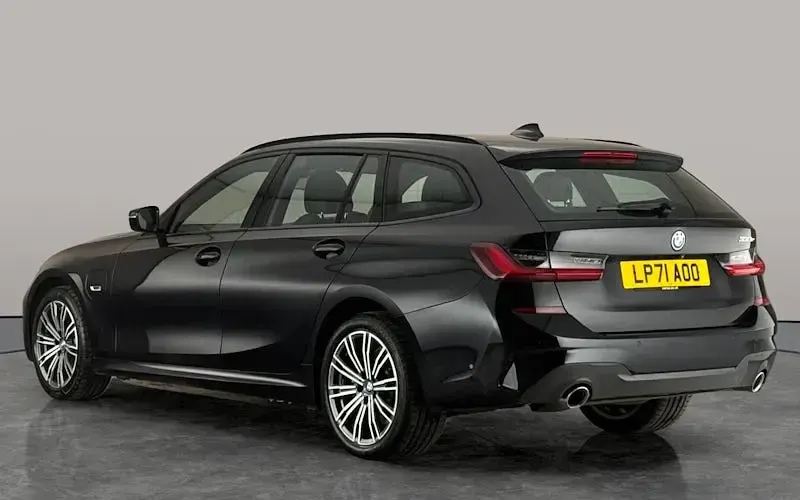 Used BMW 330e M Sport 292 HP (214 kW) 2022 Black Estate