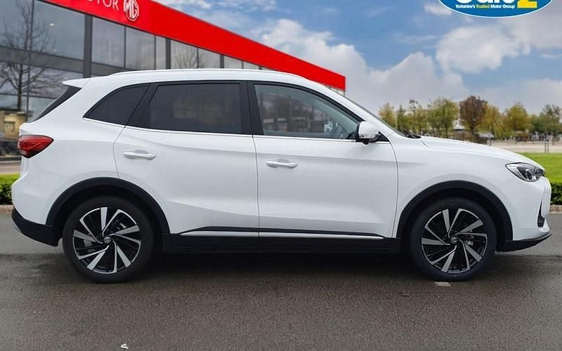 Used MG ZS Trophy 196 HP (144 kW) 2025 White SUV