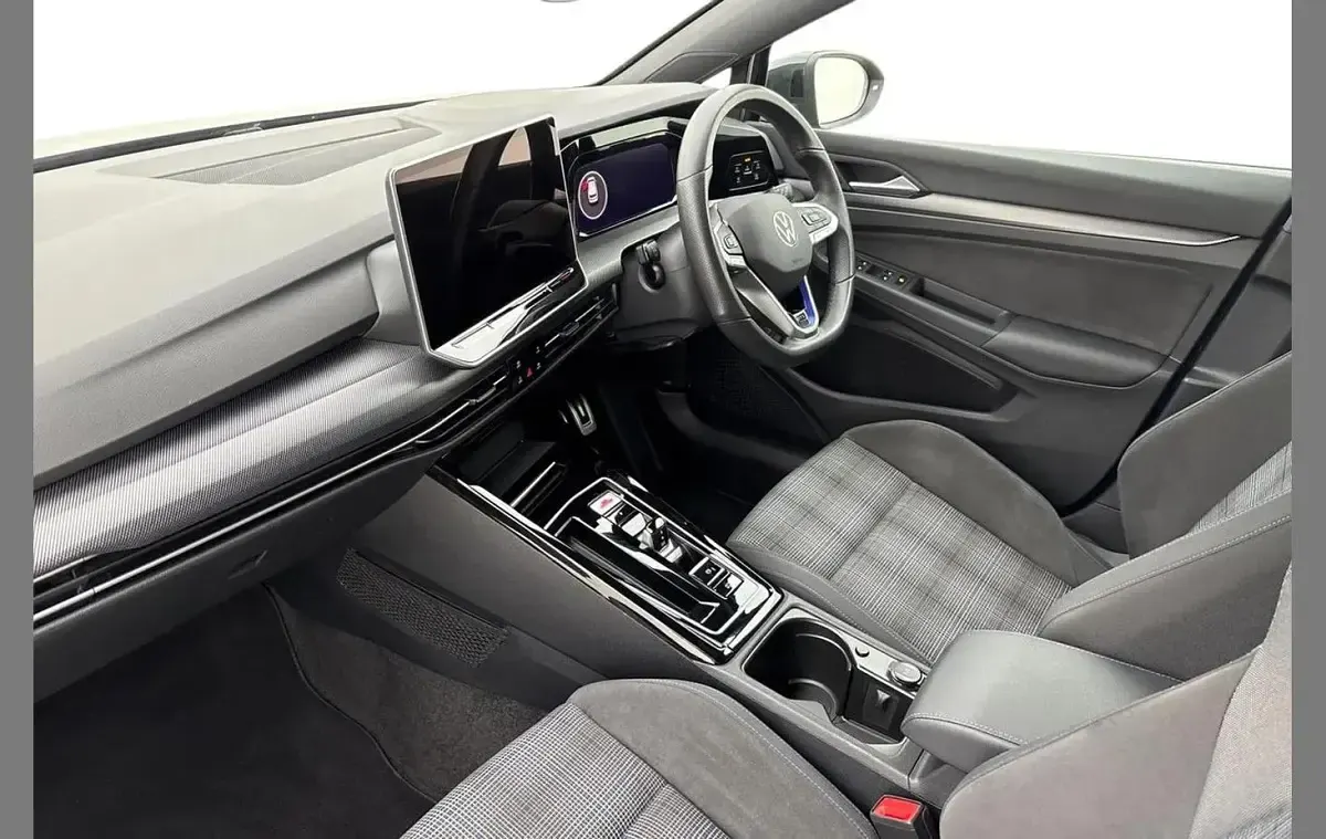 Used VW Golf VIII GTE 272 HP (200 kW) 2024 Grey Hatchback