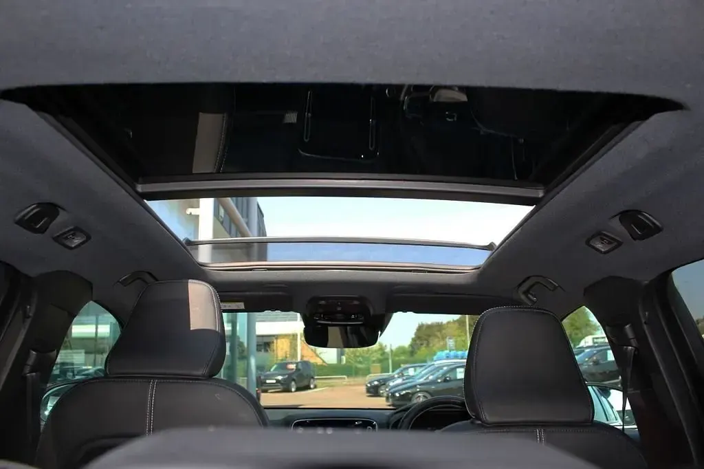 Usado Volvo XC40 R-Design Pro 150 HP (110 kW) 2020 Branco SUV