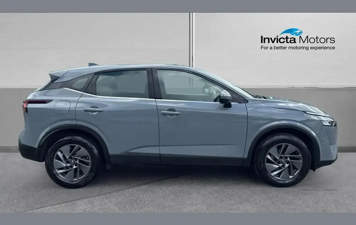 Used Nissan Qashqai Acenta Premium 138 HP (101 kW) 2023 Grey SUV