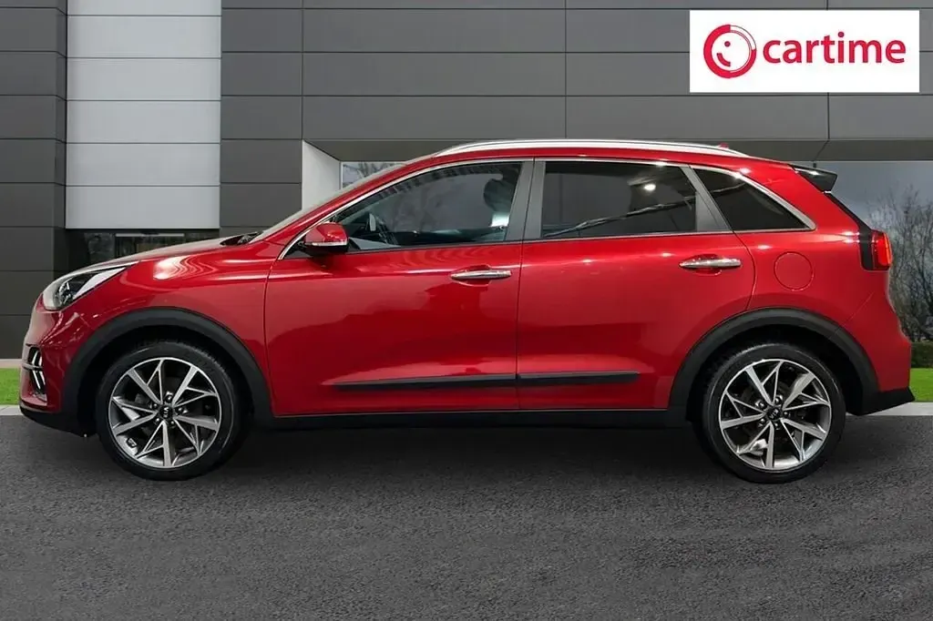 Second-hand Kia Niro 139 CP (102 kW) 2021 Roșu SUV