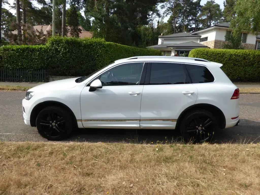 Used VW Touareg S 245 HP (180 kW) 2013 White SUV
