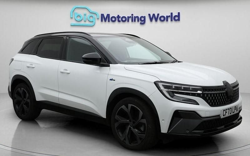 Used 2025 Renault Austral Techno Esprit Alpine SUV | £23,700 (Fair price) - Image 1/4