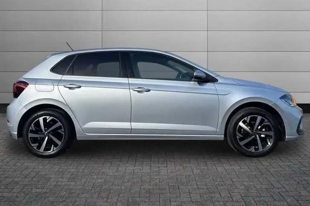 New VW Polo Match 95 HP (69 kW) 2026 Silver Hatchback