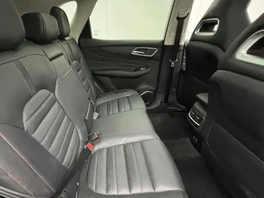 Used MG HS 162 HP (119 kW) 2023 White SUV