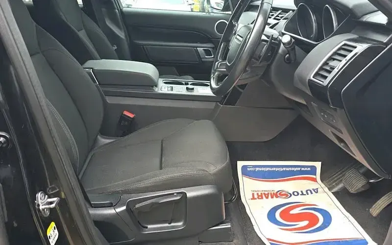 Used Land Rover Discovery S 241 HP (177 kW) 2017 Black SUV