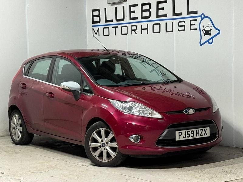 Red Used 2009 Ford Fiesta Zetec Hatchback | £1,500 (Good price) - Image 1/4