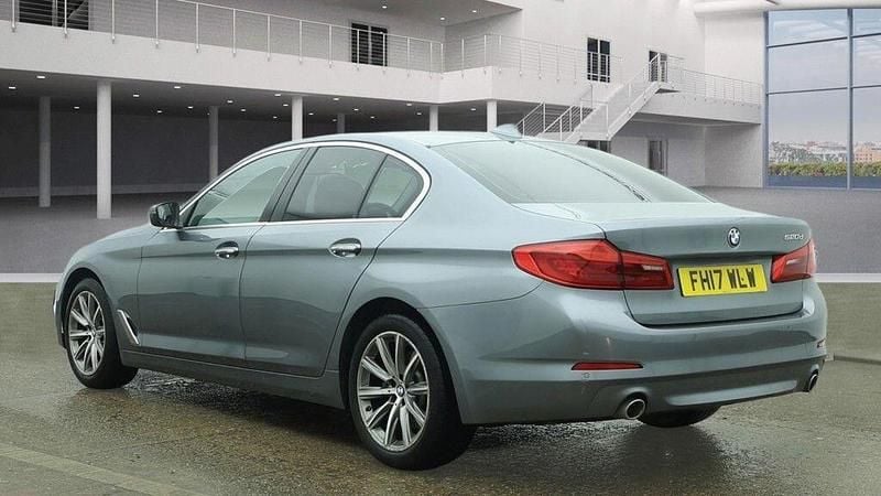 Used BMW 520 Comfort Edition 2017 Blue Sedan