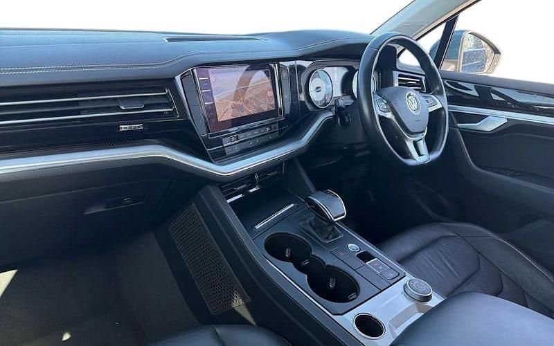 Używany VW Touareg SEL 231 KM (169 kW) 2023 SUV