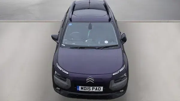 Used Citroën C4 Cactus Flair 90 HP (66 kW) 2015 Mauve/purple Hatchback