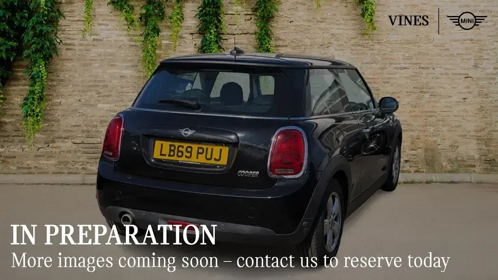 Used Mini Cooper Classic 134 HP (98 kW) 2019 Black Hatchback