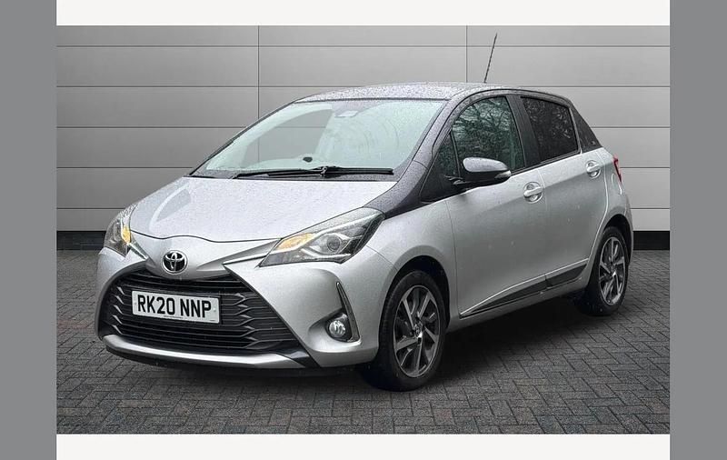 Used Toyota Yaris 109 HP (80 kW) 2020 Silver Hatchback
