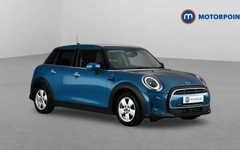 Used Mini Cooper Classic 136 HP (100 kW) 2022 Hatchback