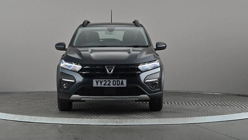 Image 2/4