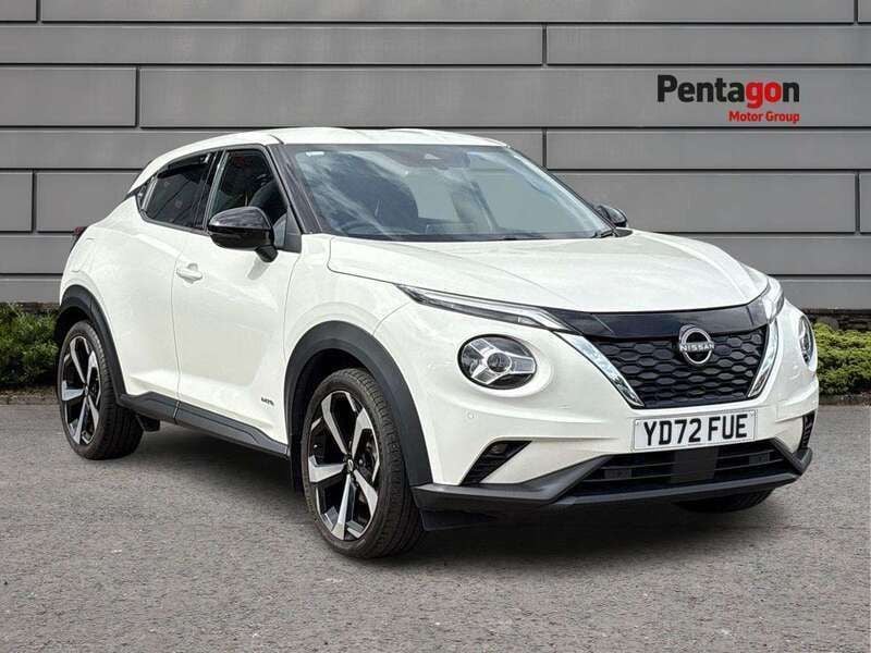 White Used 2022 Nissan Juke Tekna SUV | £17,999 (Fair price) - Image 1/4