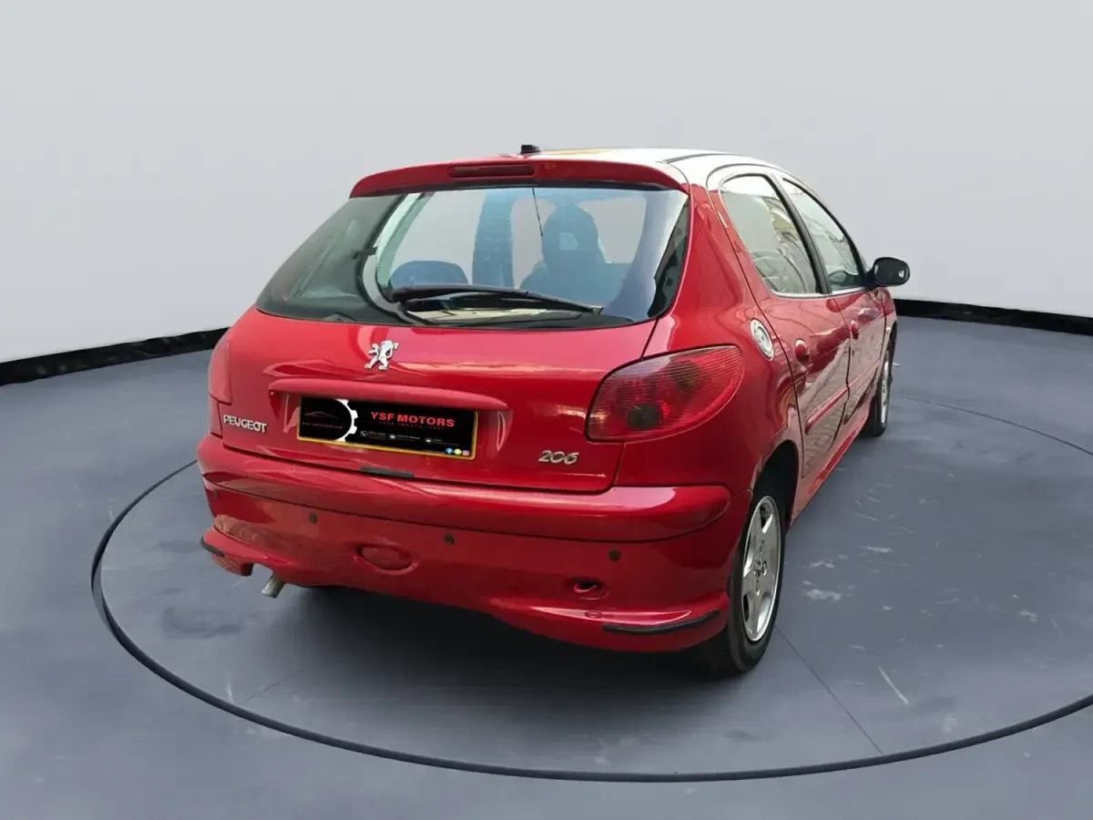 Used Peugeot 206 2006 Red Hatchback