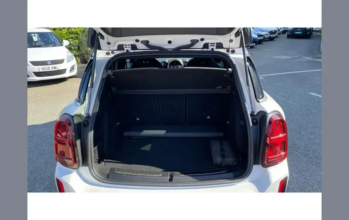 Used Mini Cooper S Countryman Comfort 176 HP (129 kW) 2023 White SUV