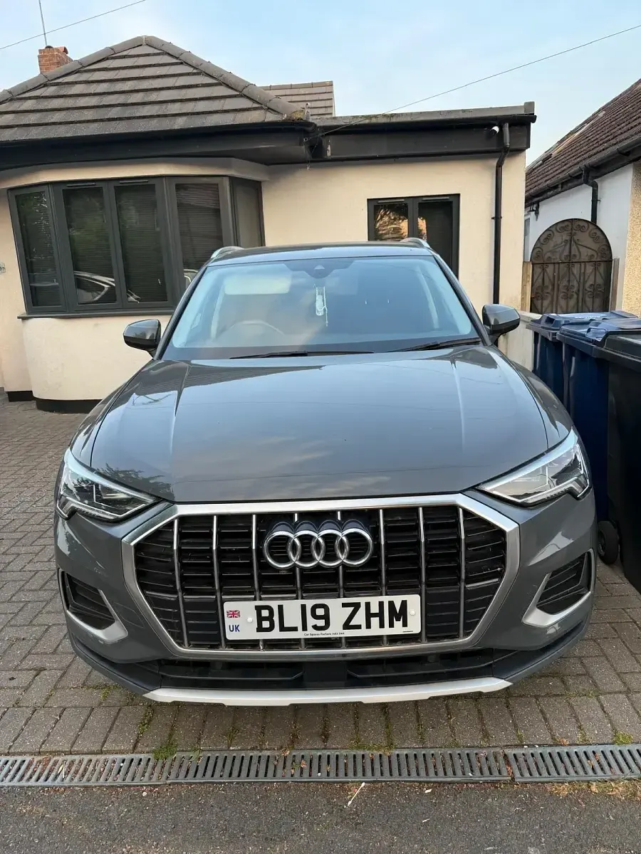 Usado Audi Q3 Sport 150 HP (110 kW) 2019 Cinzento SUV