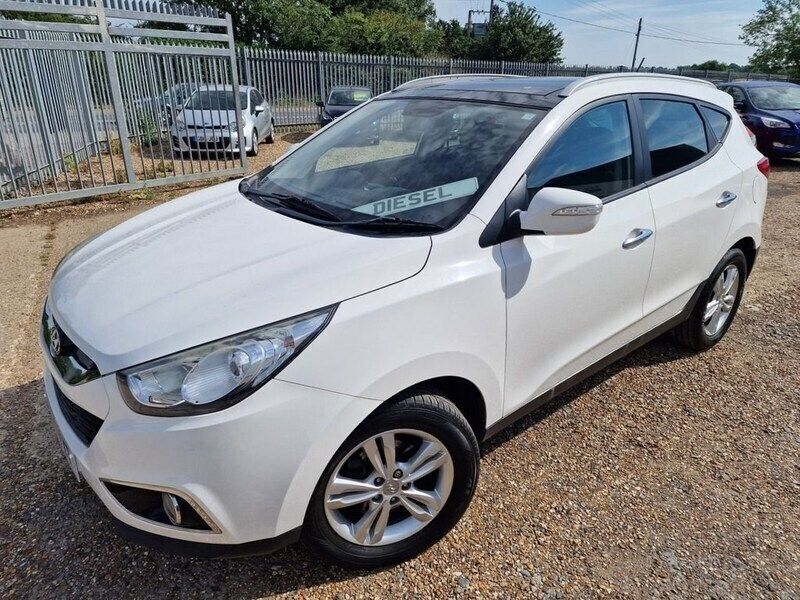 White Used 2013 Hyundai ix35 Premium SUV | £5,495 (Fair price) - Image 1/4