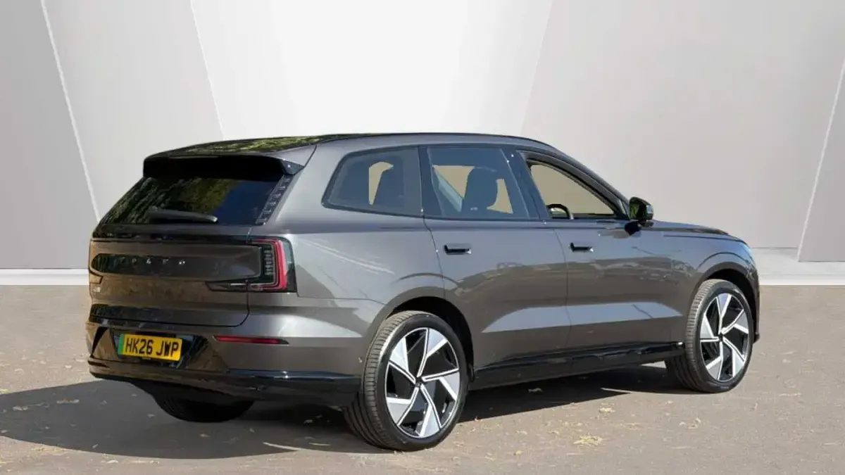 New Volvo EX90 Performance 380 kW (517 HP) 2025 Platinum grey SUV